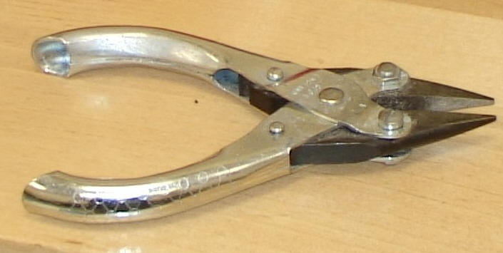 Parallel action pliers